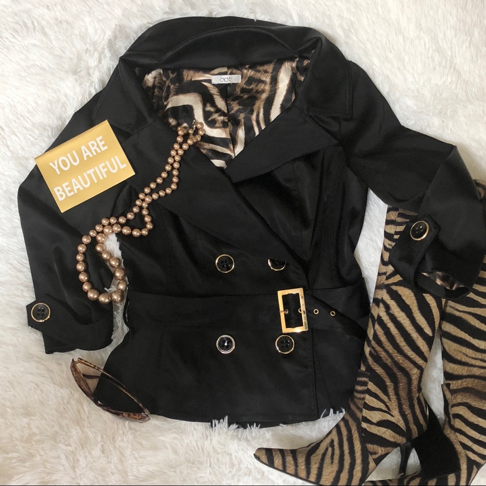 Gorgeous Black Cashé Jacket